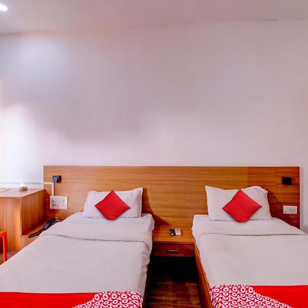 Hotel O Hill View Residency Near Aca Stadium Guwahati Buitenkant foto
